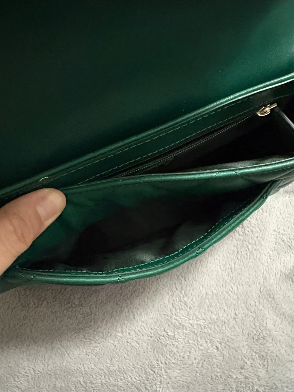 Kate Spade Kelly Green Quilted Handbag